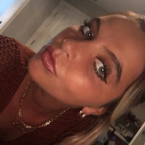 Meet your Posher, Jocelyn